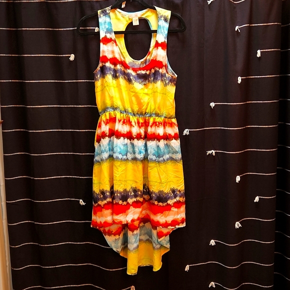 Fun dress - Picture 1 of 2